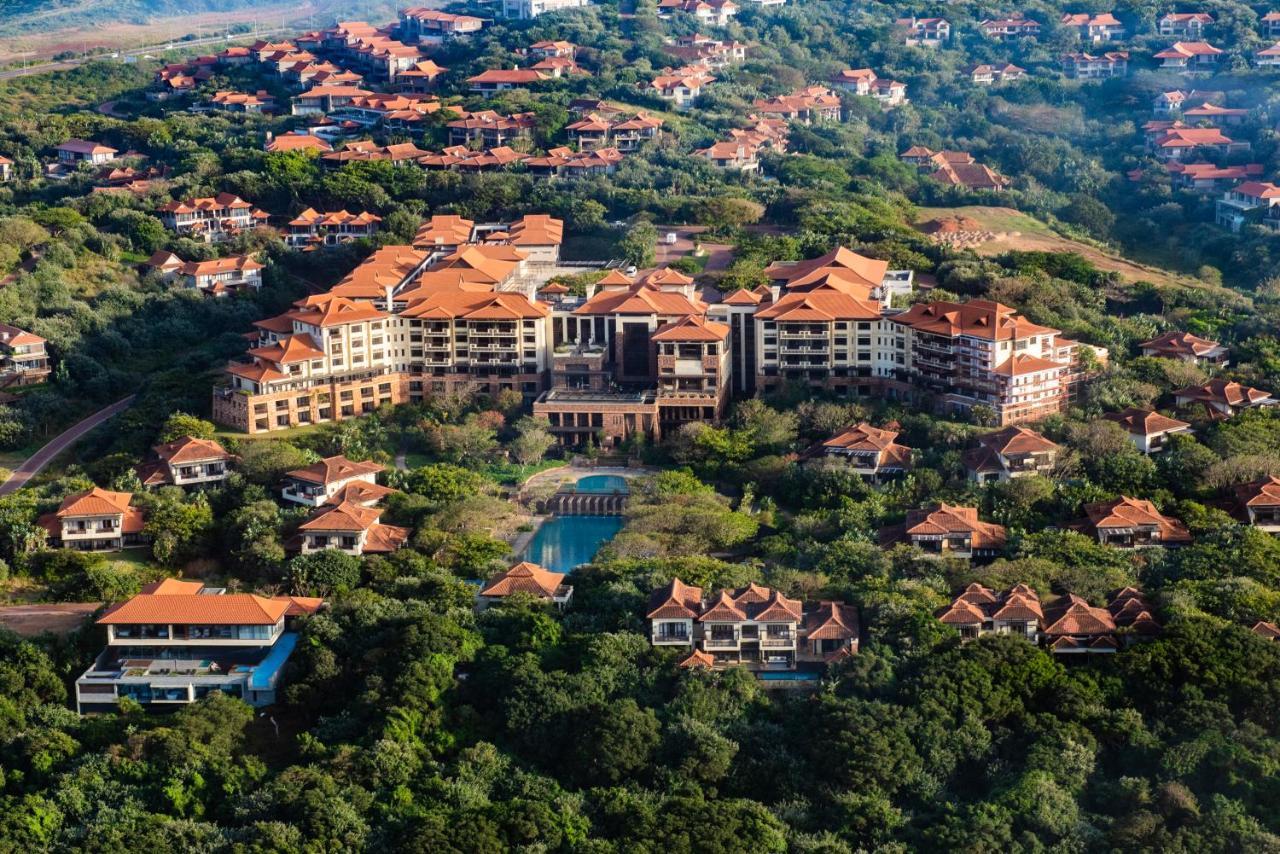 The Capital Zimbali Hotel Ballito Kültér fotó The Banyan Tree Hotel in Phuket, Thailand