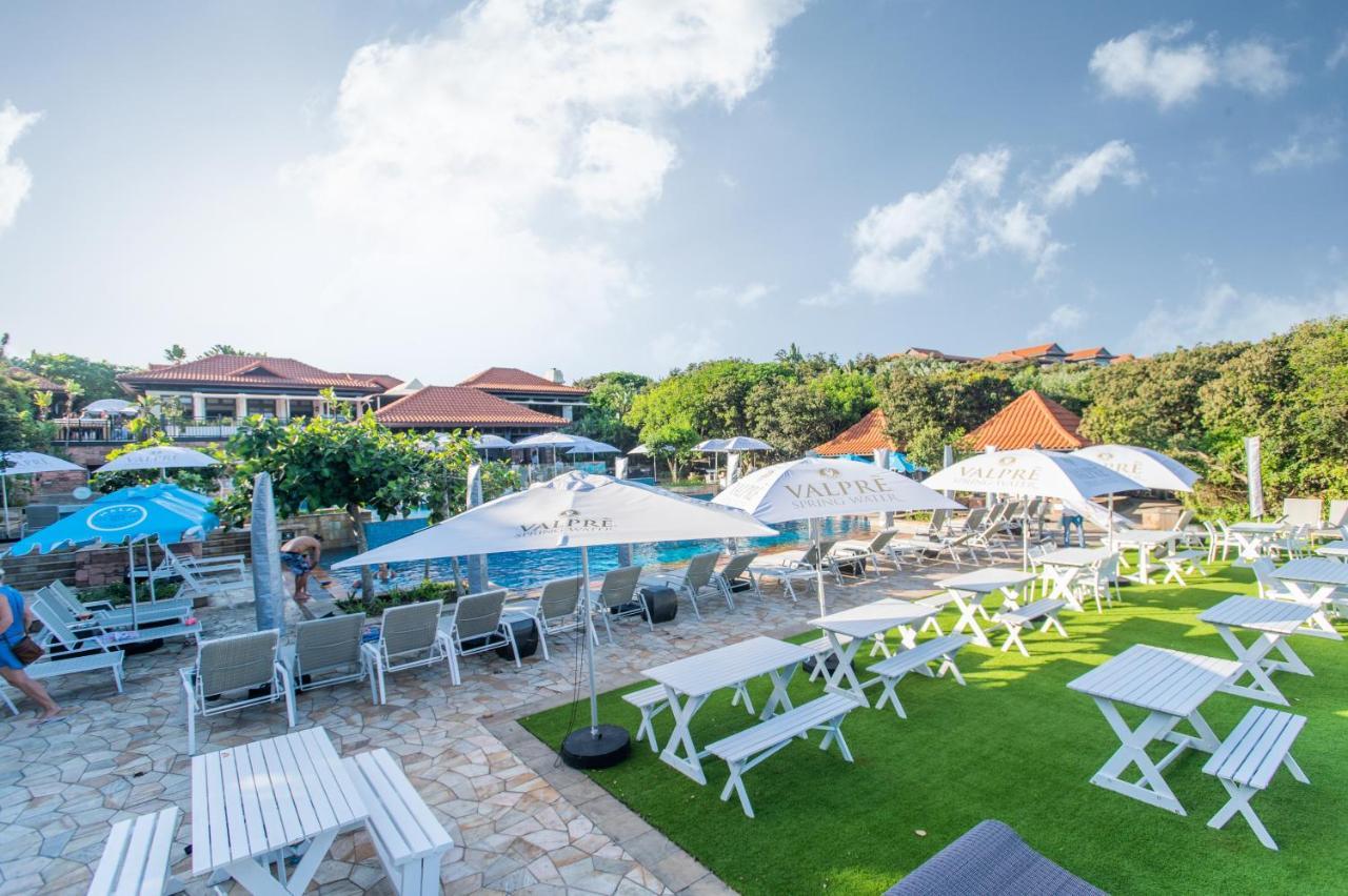 The Capital Zimbali Hotel Ballito Kültér fotó The swimming pool at the resort