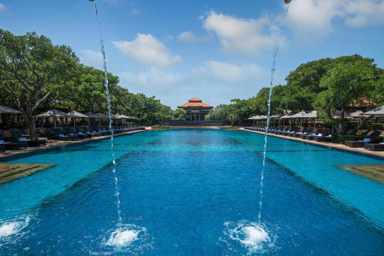 The Capital Zimbali Hotel Ballito Kültér fotó The pool at the Taj Bengal